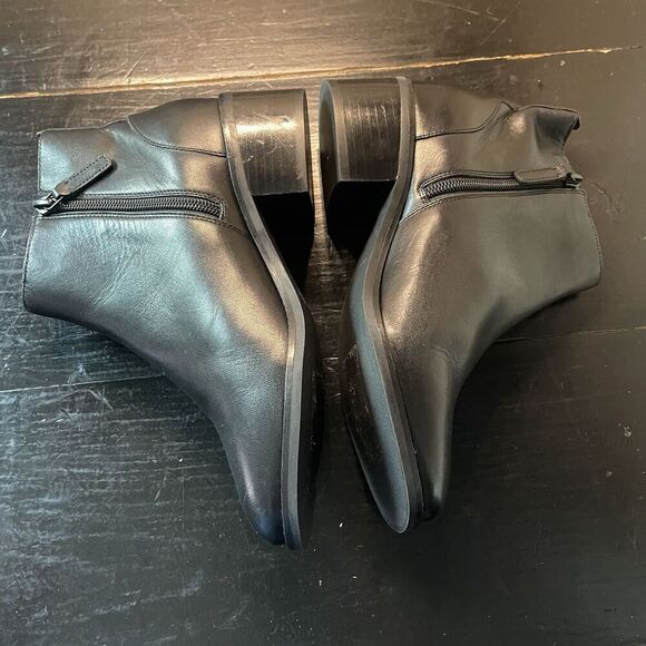 Cole Haan Holis Block Heel Leather Booties Size 6B Retail $140 - Picture 4 of 11